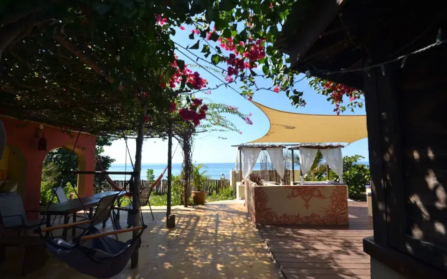 Katamah Beachfront Guesthouse