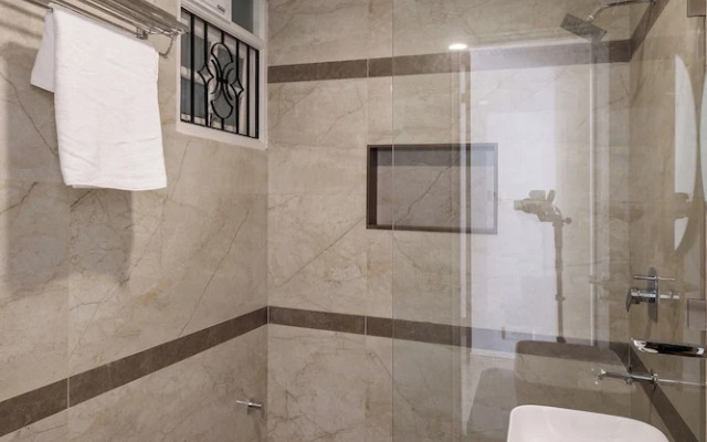 Emerald Apartments by Red Olive