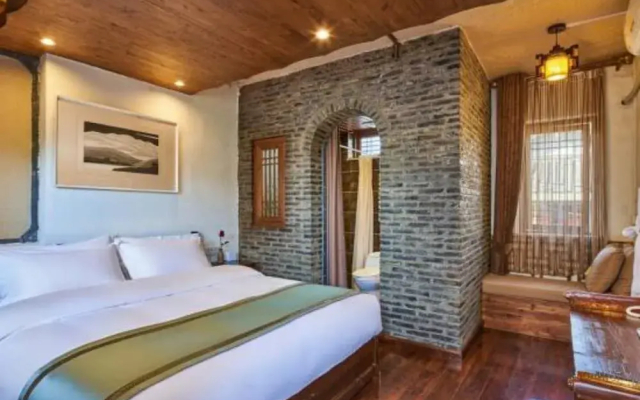 Floral Hotel Fantu