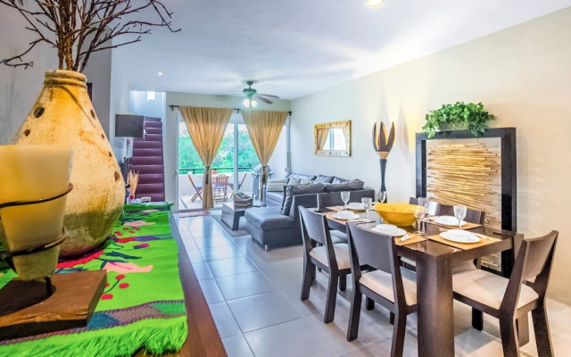 Luxury Penthouse with 2 BR - Meridian