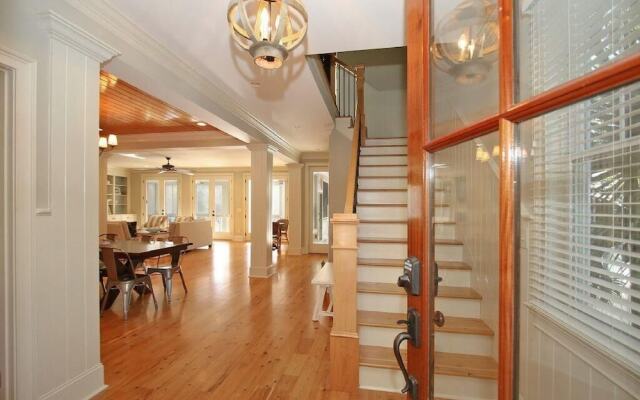 2602 Hartnett Boulevard