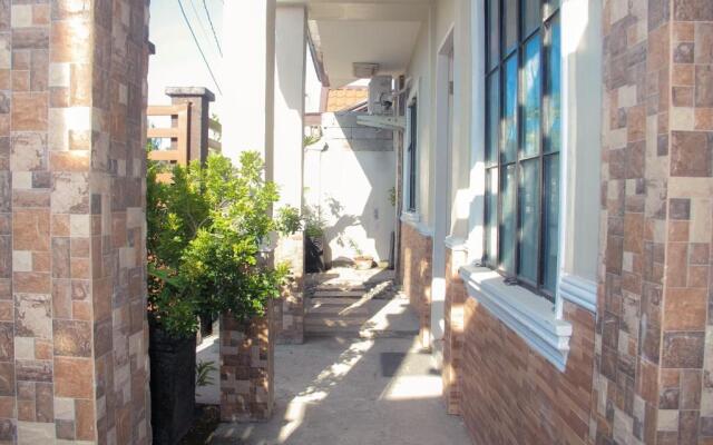 Apartment near Malls