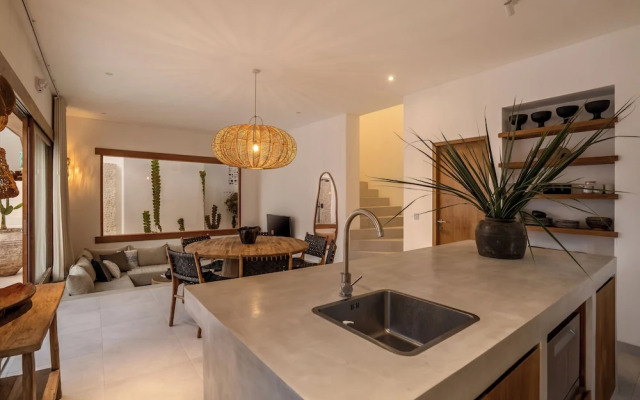 Villa Oasi 3 by Alfred in Bali