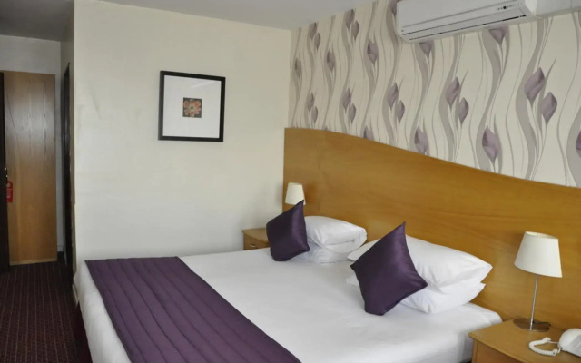 Kensington Court Hotel