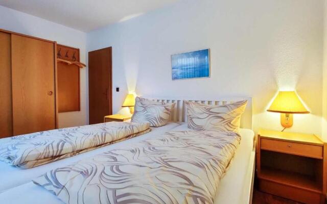 Ferienwohnung-24-in-der-Residenz-Meeresbrandung-mit-Meerblick