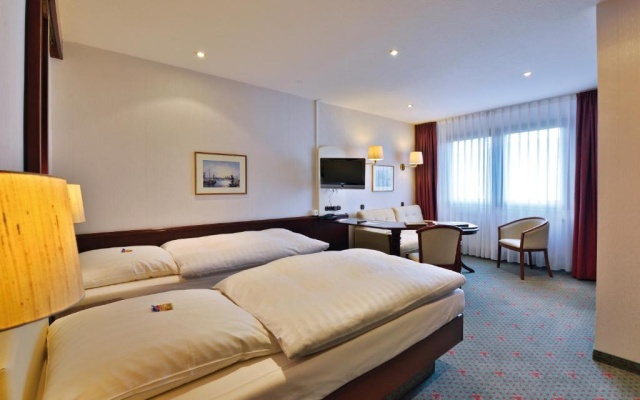 Comfort Double room (full double bed) (bed type is subject to availability)