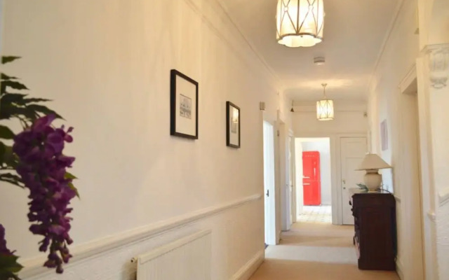Incredible Edinburgh Penthouse Apartment With Roof Terrace