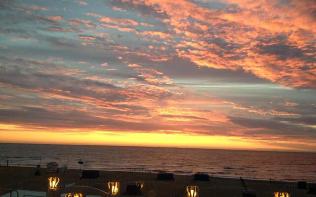 Beach Hotel - Auberge des Rois
