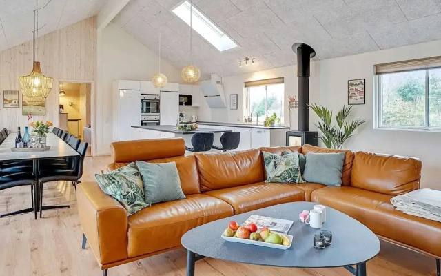 Spacious Holiday Home in Grenå near Sea