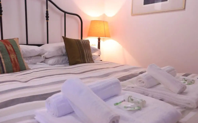 Piazza Navona Apartments