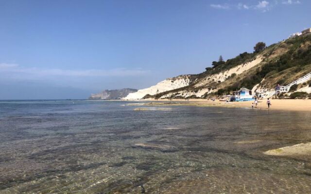 Lancora Porto Empedocle