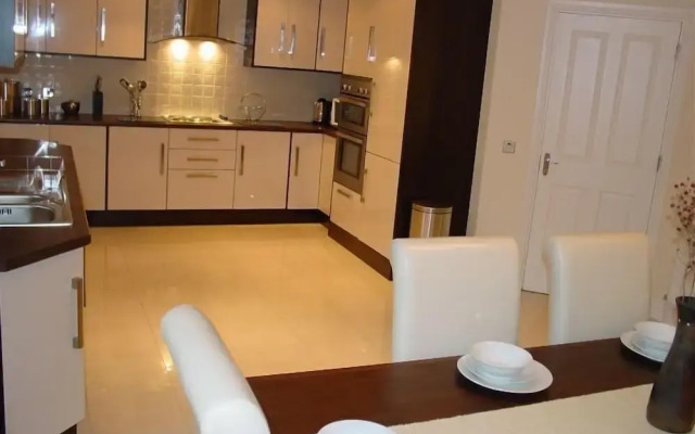 Ardmullen Walnut 3 bedroom