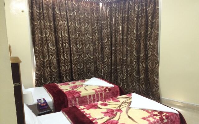 OYO 170 Roy Sand Hotel