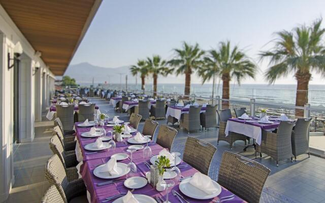 Palm Wings Beach Resort & Spa Kusadasi- All Inclusive