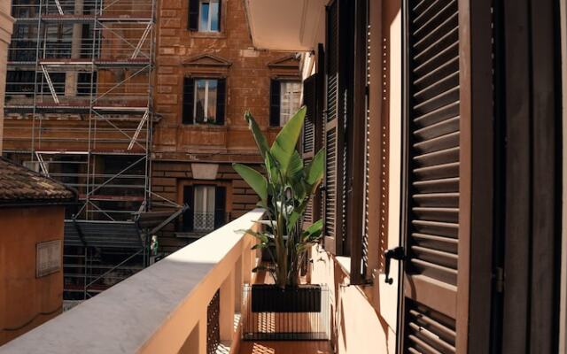 The Flow - Via Del Corso