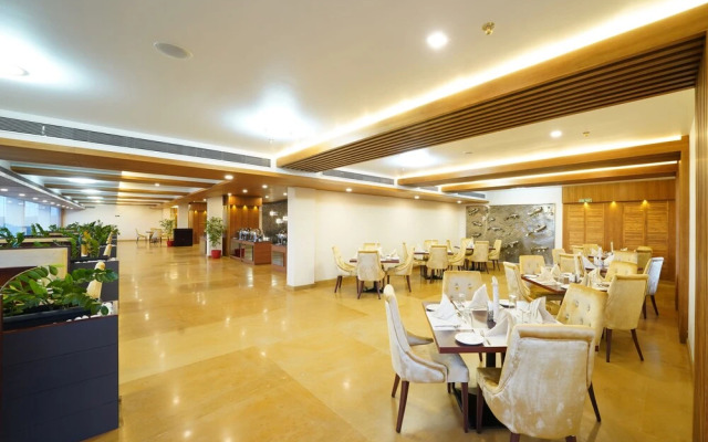 Kpm Tripenta Hotel
