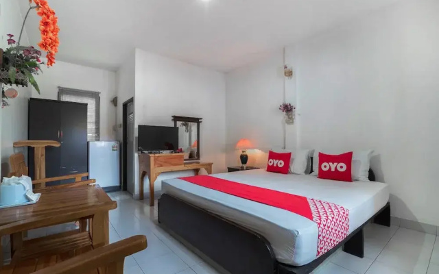 OYO 654 Samanmit Inn Hotel