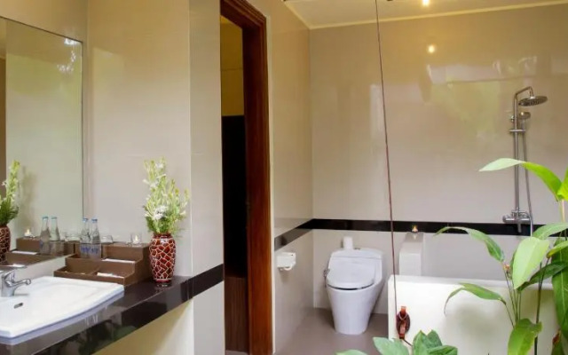 Ladera Villa Ubud by Zuzu