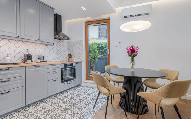 EXCLUSIVE Aparthotel KRK Lubicz C4 with Garden