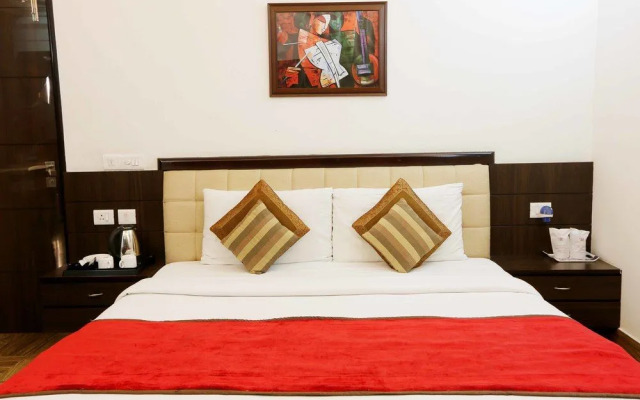 OYO 397 Hotel RR Residency
