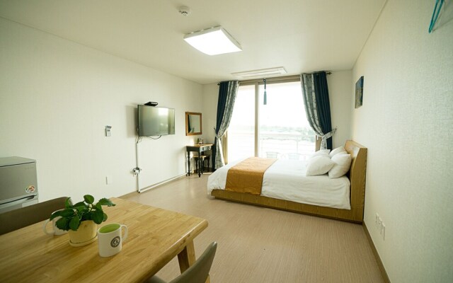 Seogwipo Dorami Pension