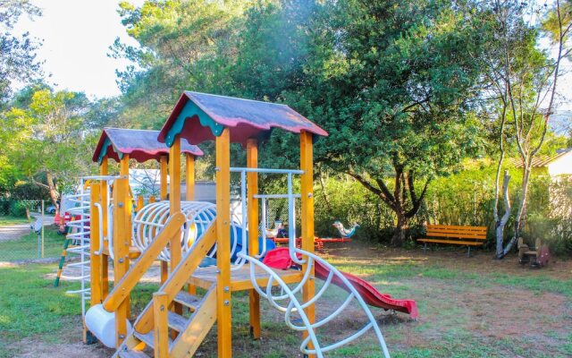 Karda Beach Camping & Bungalows by Happy Camp