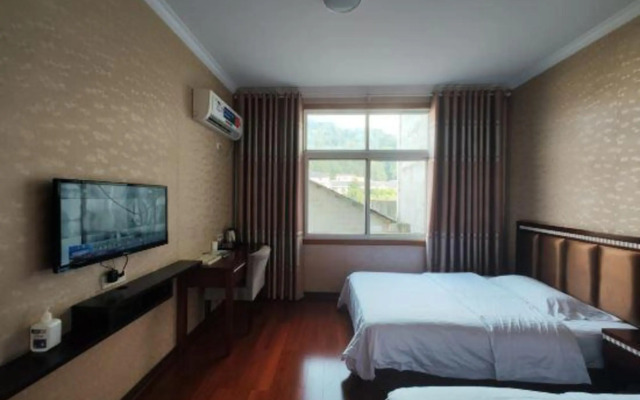 Xindongshan Business Hotel