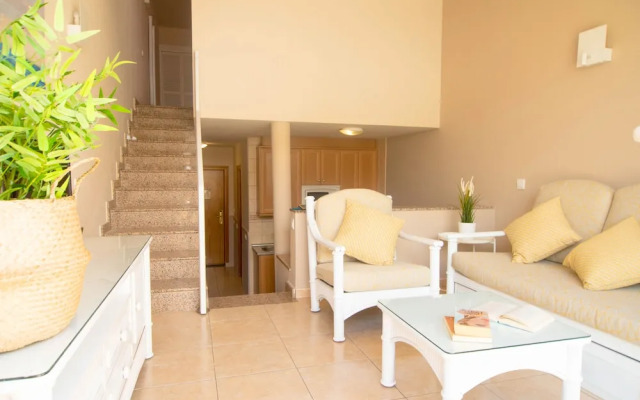 Apartamentos Punta Marina by LIVVO