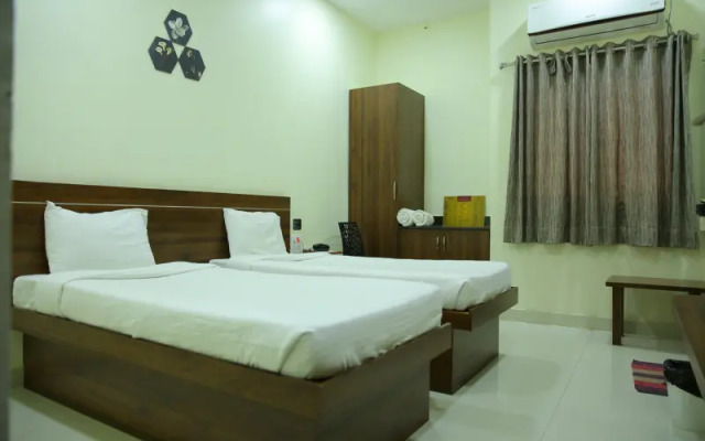 Hotel Maruthi Inn