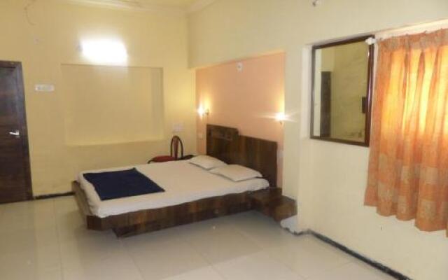 Hotel Ameer Kolhapur
