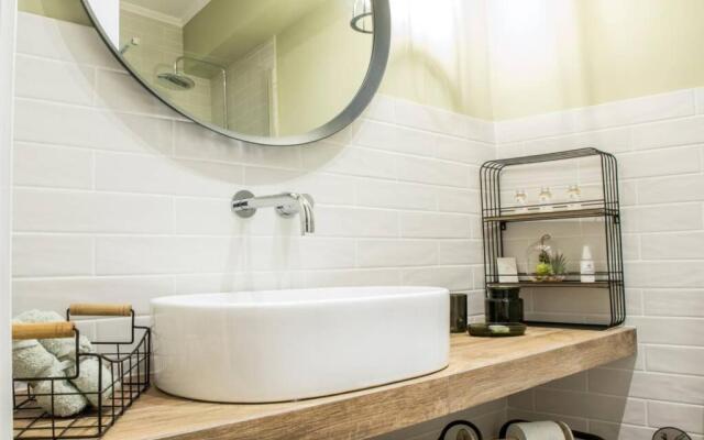 Isidorou Suite Xanthi
