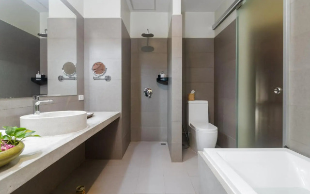 Bayon Modern Residence