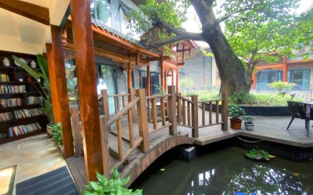 Anjing Old Tree Courtyard (Emeishan Scenic Area)