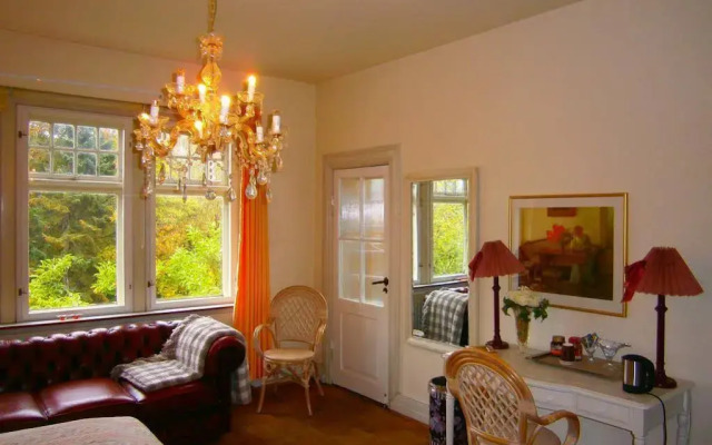 Casa Corner Bed & Breakfast