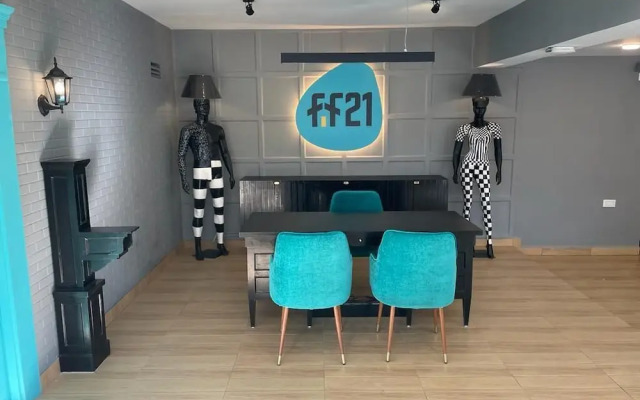 FF21-Pods