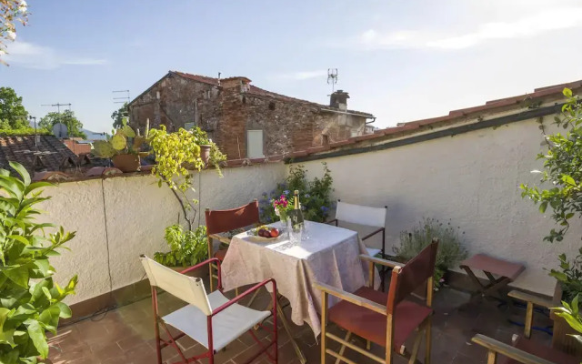 Ottavia by Vacation in Lucca