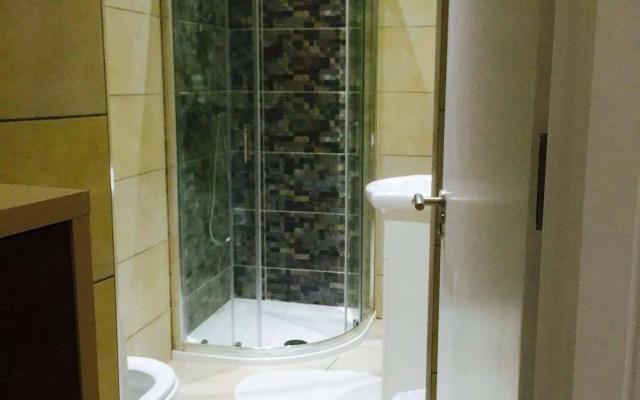 Whitechapel Guest House