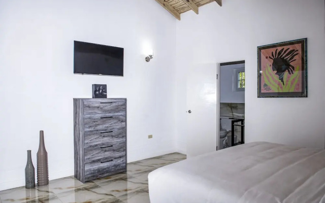 Pulse Suites at Villa Ronai