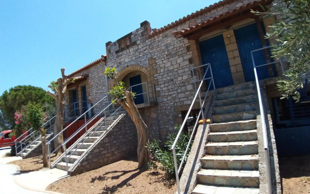 Stoupa Properties Rooms