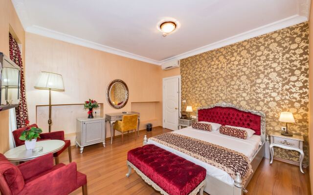 Santa Hill Hotel
