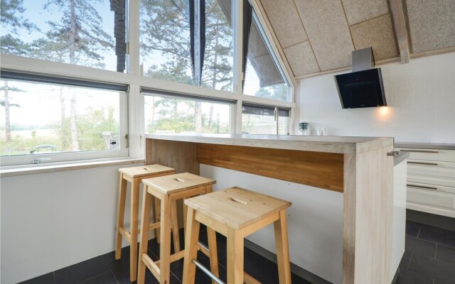 Amazing Home in Ebeltoft With 4 Bedrooms and Wifi