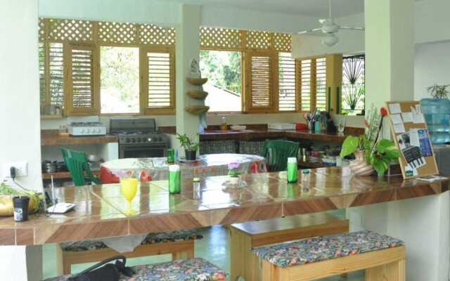 Dan and Manty's Guesthouse