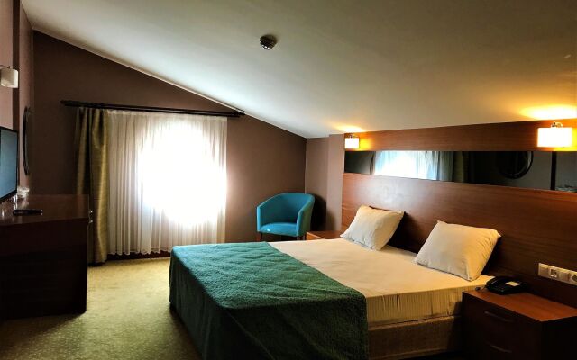 Kilpa Hotel