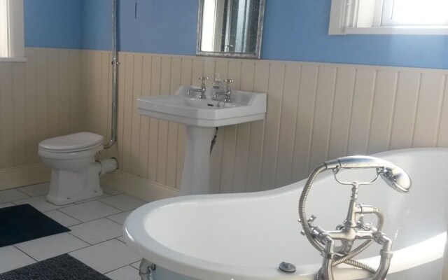 Ardmore Guest House