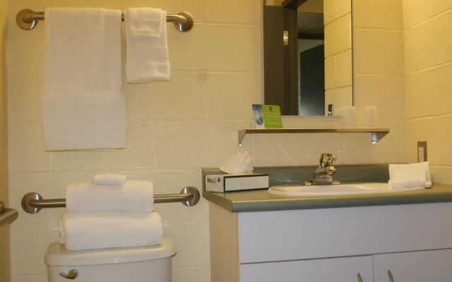Residence & Conference Centre - Sudbury West