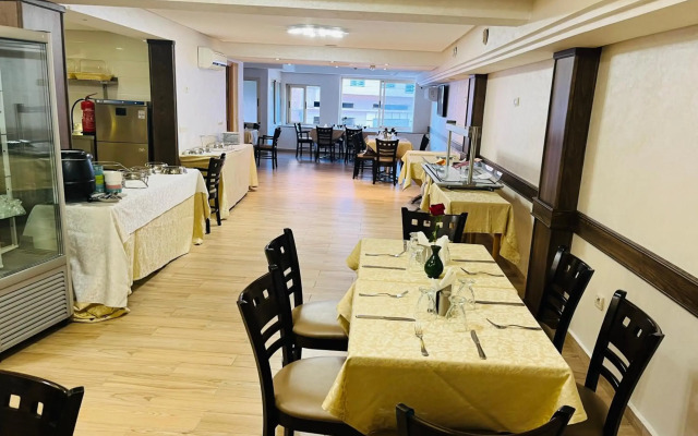 Palais Al Bahja Hotel & Spa