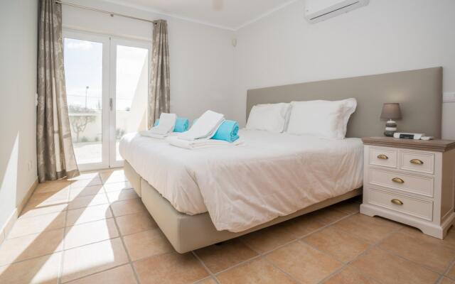 Modern Ocean-view Townhouse