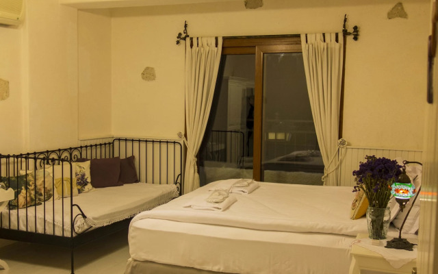 Peri Art Hotel