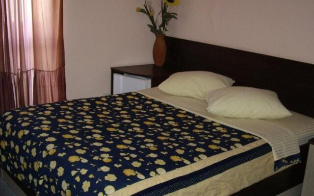 Family Hotel Avramov