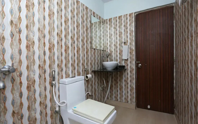 OYO 16010 The Stay